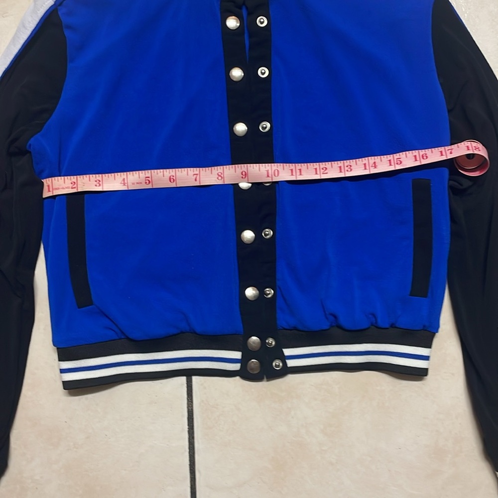 Jacket - Picture 3 of 7